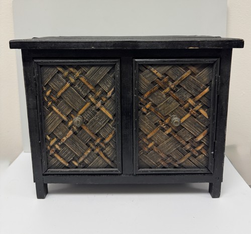 Wooden lattice front - lattice,